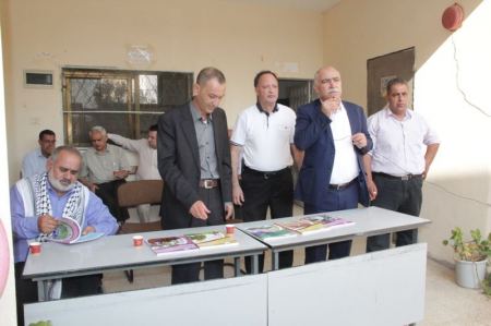 افتتاح العام الدراسي في فلسطين